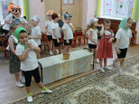 Развлечение «По сказочным дорогам»