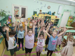 Развлечение "Волшебный мир знаний".  