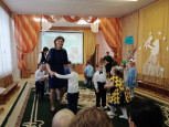 Утренник  в детском саду "День  Матери".