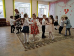 Утренник  в детском саду "День  Матери".