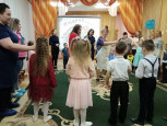 Утренник  в детском саду "День  Матери".