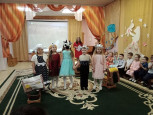 Утренник  в детском саду "День  Матери".