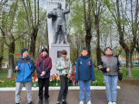 Возложение цветов к Скульптуре воина-победителя в Великой Отечественной войне 1941-1945гг