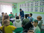 Сегодня мальчишка-завтра солдат!