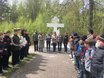 Митинг у мемориала на кладбище "Межаки"