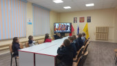 «Полон гордости и славы золотой орел двуглавый!»