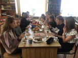 «Для девочек озорных, милых, добрых, дорогих»