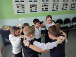 Занятия студии "Добрята"