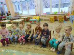 Конспект занятия. Художественно- эстетическое развитие( рисование). " Дымковская игрушка"
