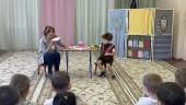 Театрализованная постановка "Телефон" по мотивам произведения К.И.Чуковского.