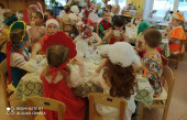 Рождественские  святки. Прощание с ёлочкой.