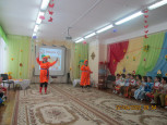 Фольклорный праздник для подготовительной группы: «Народные промыслы на веселой ярмарке».