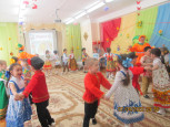 Фольклорный праздник для подготовительной группы: «Народные промыслы на веселой ярмарке».