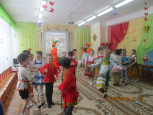 Фольклорный праздник для подготовительной группы: «Народные промыслы на веселой ярмарке».