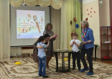 "8 марта-мамин день!"