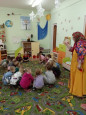 Развлечение на тему: "В гостях  Бабушки - Загадушки"