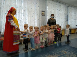 Праздник для мам "Пусть всегда будет мама..."