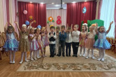 Праздник для мам "Пусть всегда будет мама..."