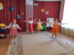 Праздник "Мы живем в России"