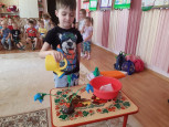 Тематическое развлечение "День семьи, любви и верности"