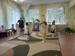Познавательное занятие "Русская береза-путешествие по народным промыслам"