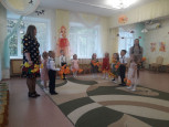 Праздник с участием родителей "Осень в гости к нам пришла" 
