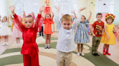 Праздник с участием родителей "Осень в гости к нам пришла" 