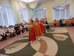 Концерт "Хороша ты, сторонушка русская..." Дети страших и средней группы. (Проект Великая Россия - Родина моя). Музыкальный руководитель Балашова А.В.