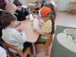 Познавательный экологический КВИЗ "Природу надо нам беречь" в рамках Всероссийского марафона "Паровозик ЭКОЛЯТ" воспитатель Бондарцева Т.В.