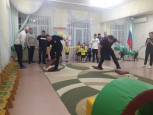 Школа для родителей. Праздник, посвященный 23 февраля "Зарница" старшая 1