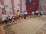 Спортивное развлечение, посвященное 23 февраля. Старшая 3