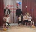 Праздник, посвященный 23 февраля "Наши папы сильные, смелые, умелые". Средняя 3