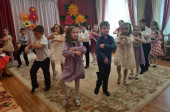 Утренник, посвященный Международному Женскому дню 8 Марта (подготовительная группа - 3, воспитатели Гаврилова Л.Е., Минакова О.И.)
