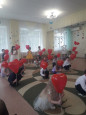 Утренник, посвященный Международному Женскому дню 8 Марта (старшая группа - 1, воспитатели Кузнецова Т.А., Куркула Е.Ю.)