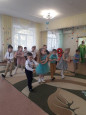 Утренник, посвященный Международному Женскому дню 8 Марта (старшая группа - 2, воспитатели Медведева Л.А., Бондарцева Т.В.)