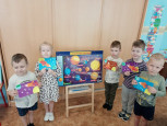 День космонавтики 