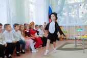 Праздник с участием родителей "Закружила листва золотая..." часть 2