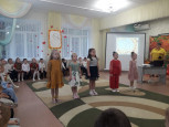 Праздник День матери "Самая любимая, мамочка моя".