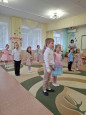 Международный женский день (8 Марта) - утренник старшая -1 группа