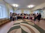 Международный женский день (8 Марта) - утренник подготовительная -1 группа