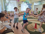 "Семь Я" - праздник, посвященный Всероссийскому дню "Семьи, любви и верности" 