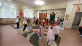 Утренник "Осеннее путешествие" средняя группа 1