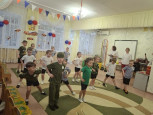Праздник "Зарница", посвященный 23 февраля (совместно с родителями, старшая группа - 1) 