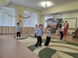 Утренник в средней группе - 1 , посвященный Международному женскому дню 