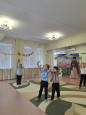 Утренник в средней группе - 1 , посвященный Международному женскому дню 
