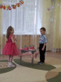 Утренник в средней группе - 1 , посвященный Международному женскому дню 
