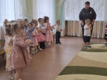 Утренник в первой младшей группе - 2 , посвященный Международному женскому дню