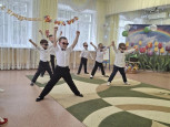Утренник, посвященный Международному женскому дню (старшая -1)