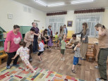 Детско-родителский клуб "Здоровичок"  средняя 1, воспитатели Медведева Е.С., Ефремова Я.Г.
