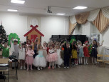 Театрализованное представление "Гуси-лебеди"